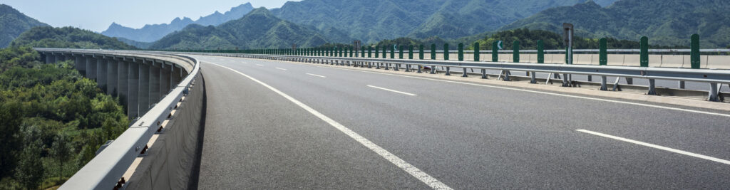 Titelbild Success Story Daimler AG globale Programmplanung mit OPTANO